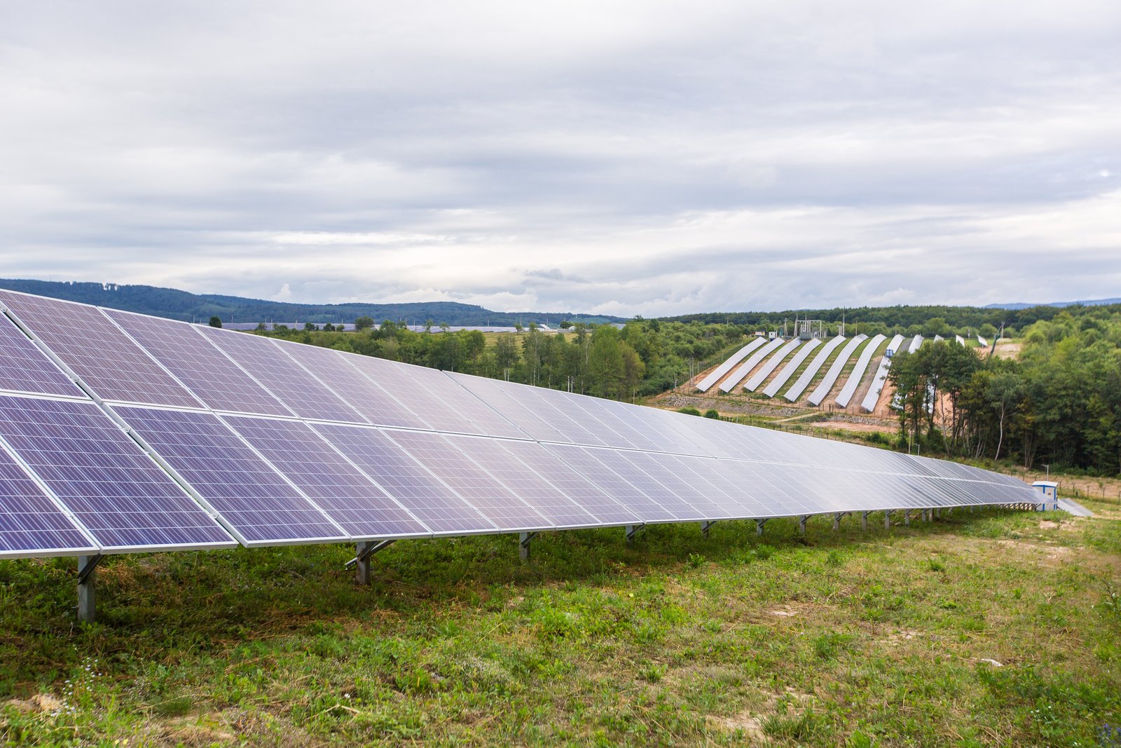 Commercial solar building